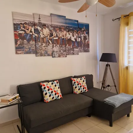 Brisas Apartment *